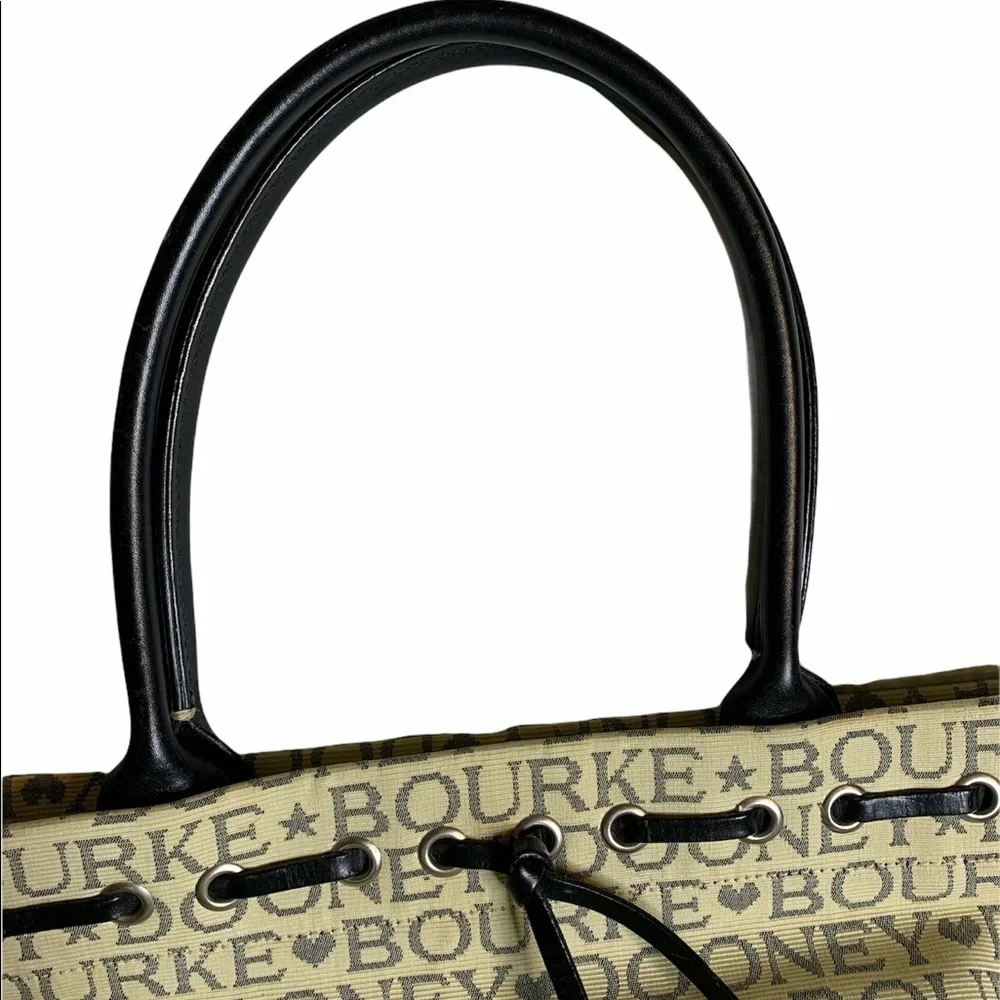 Dooney & Bourke‎ Tulip Tassel tote